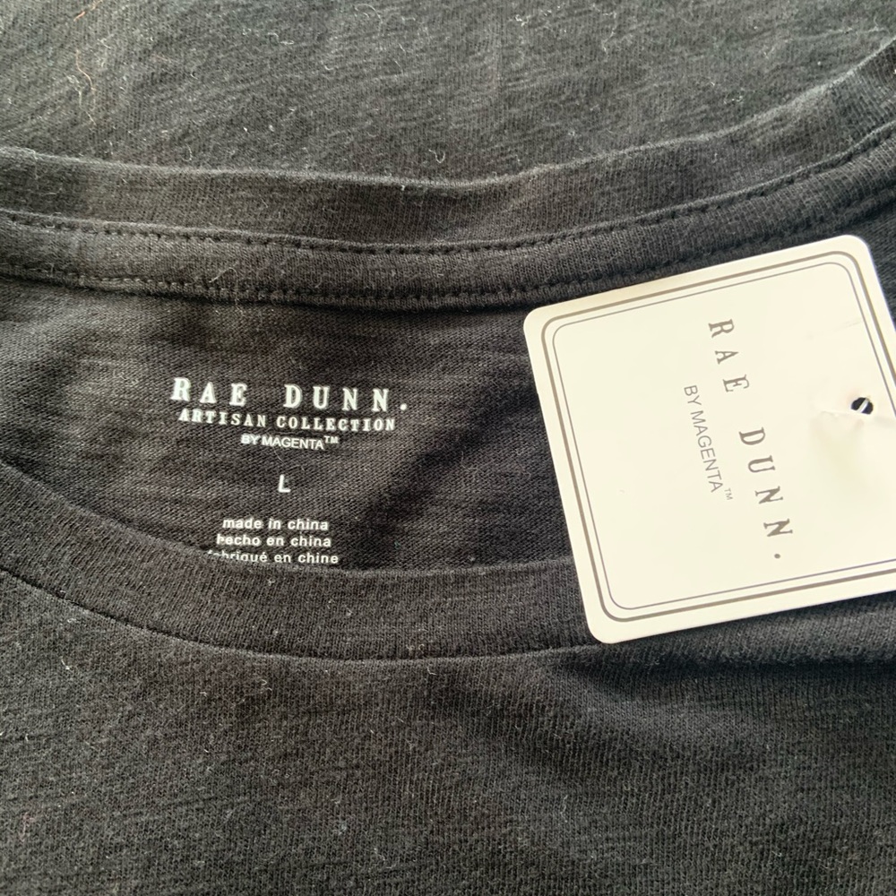 New! Rae Dunn tee‎ - Picture 4 of 4
